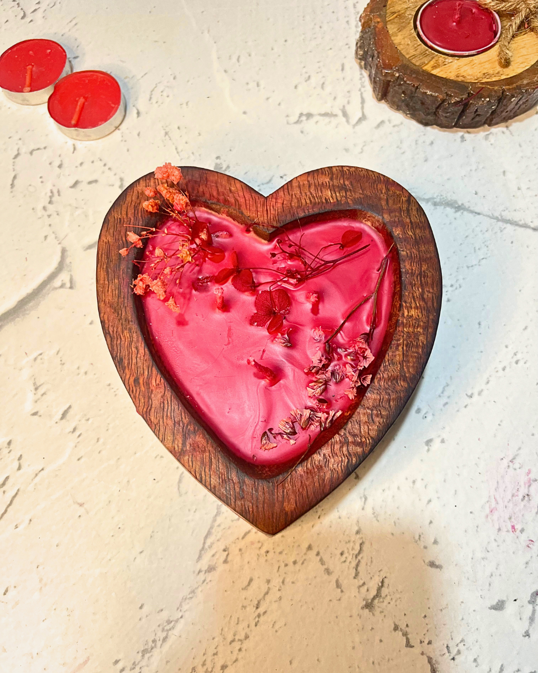 Red Heart Scented Wooden Candle