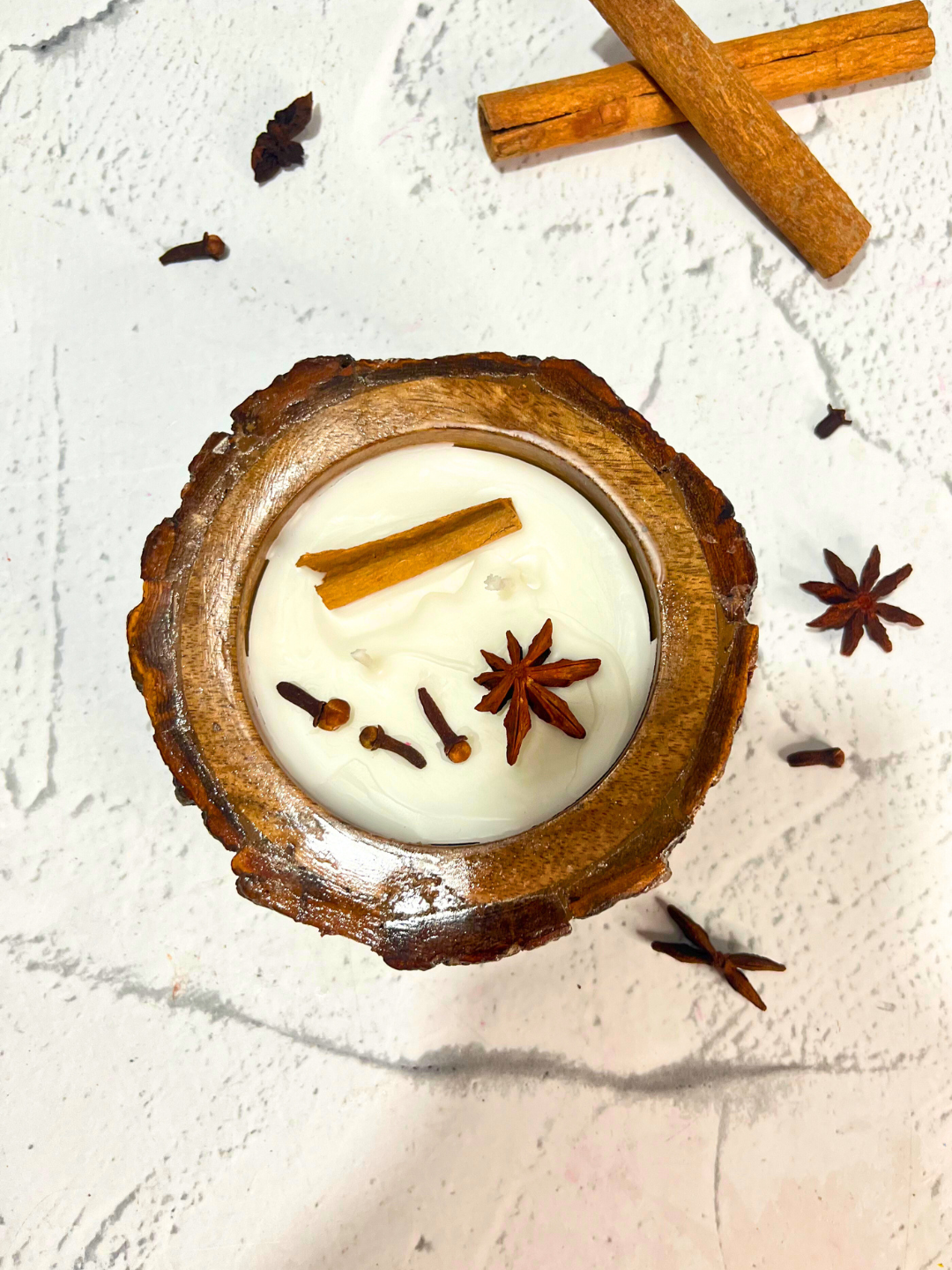 Rustic Bark Spiced Soy Wax Candle | Christmas & Winter Scent - Image 4