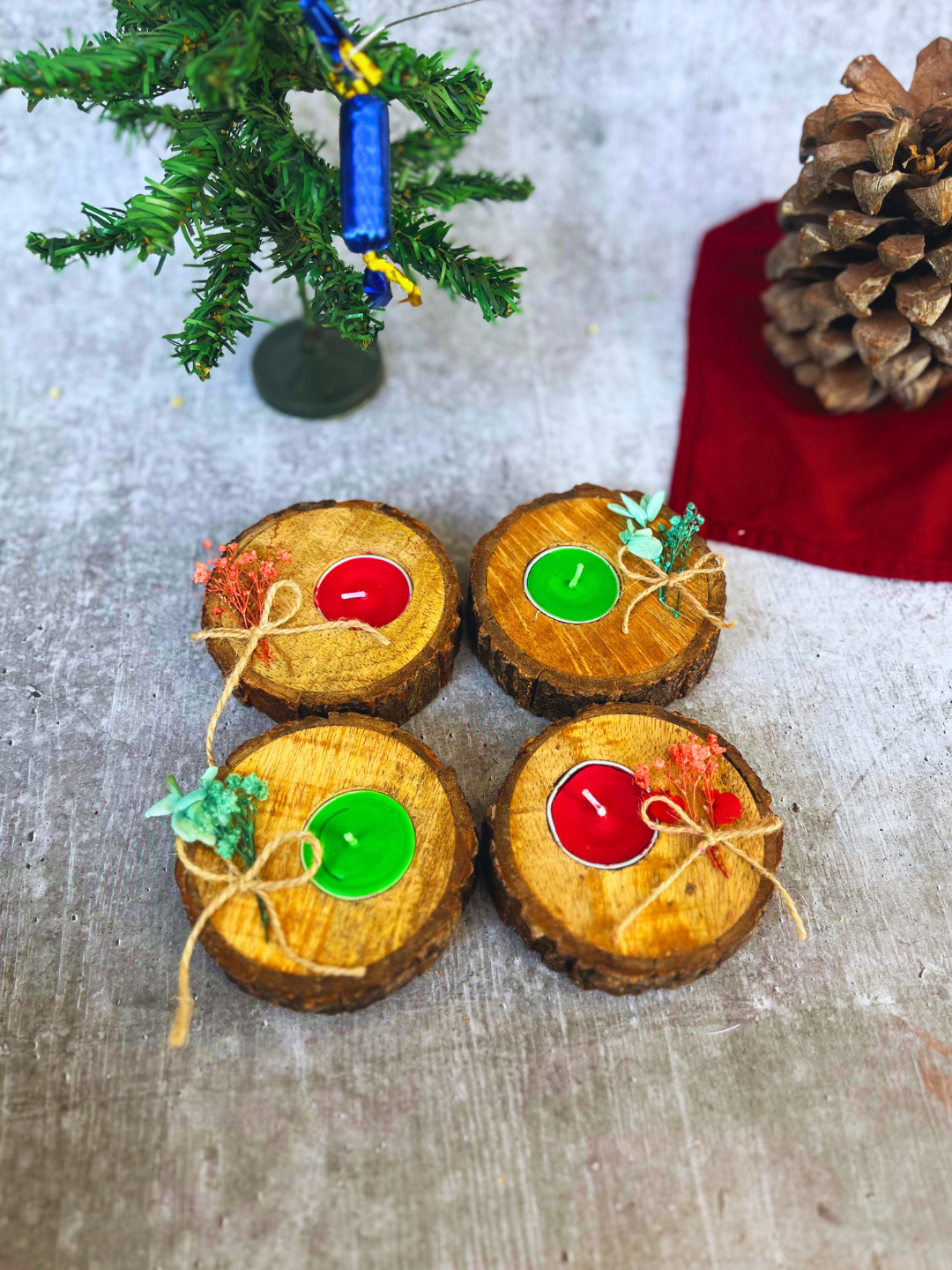 The Timber Town Festive Flora Set